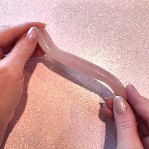 Deepen Your Love Connection With The Power Of Rose Quartz